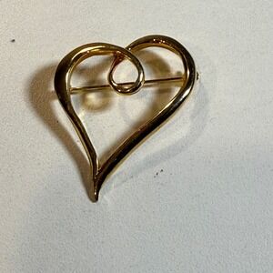 Heart Brooch Gold Tone Modernist Open Swirl Design Women's Jewelry Pin